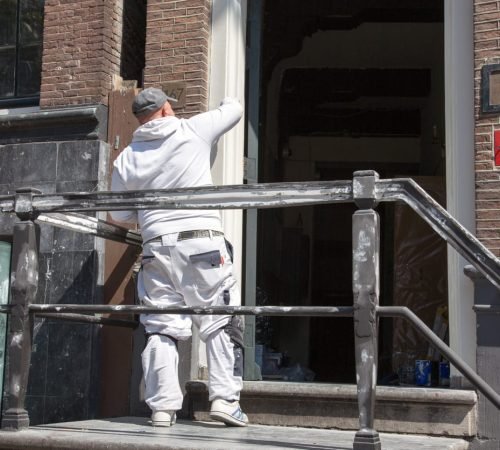 Schildersbedrijf dat Schilderwerk buiten uitvoert.